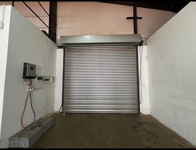320M² WAREHOUSE TO LET IN SUNDERLAND RIDGE